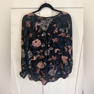 Maurice’s floral blouse! Size medium!